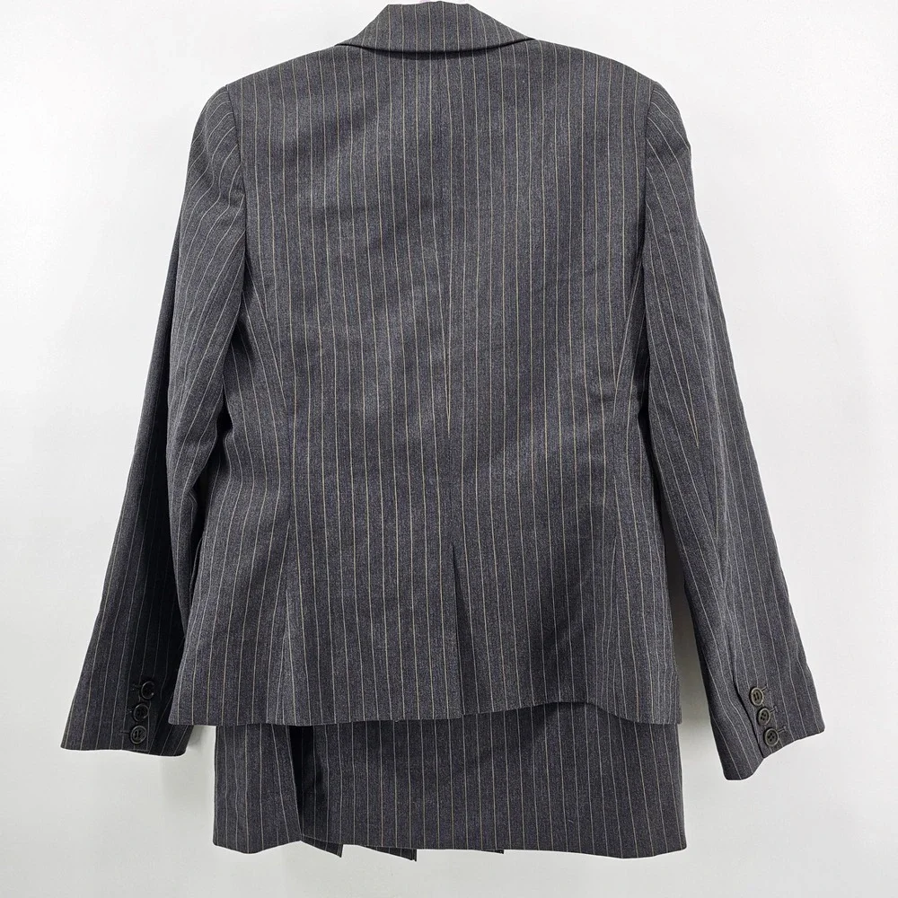 Theory Wool Skirt Suit Women 8 Grey Pinstripe Single Button Blazer Pleated Mini